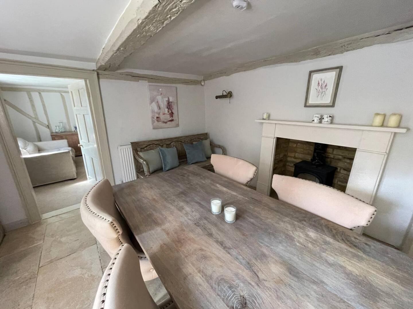 Elegant Oak Beamed House In Pretty Village - Cambridge Homehost Buckden  Zewnętrze zdjęcie