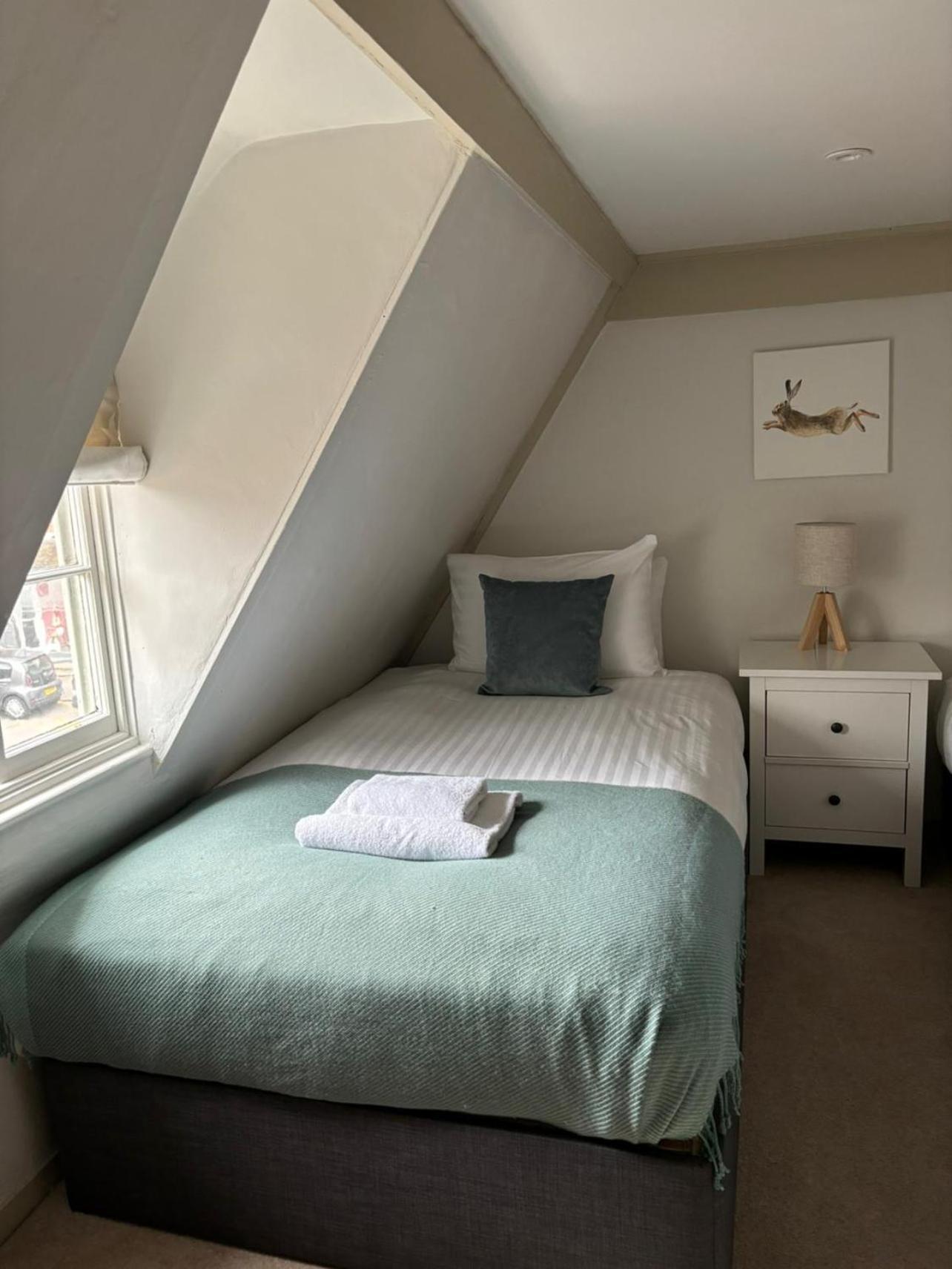 Elegant Oak Beamed House In Pretty Village - Cambridge Homehost Buckden  Zewnętrze zdjęcie